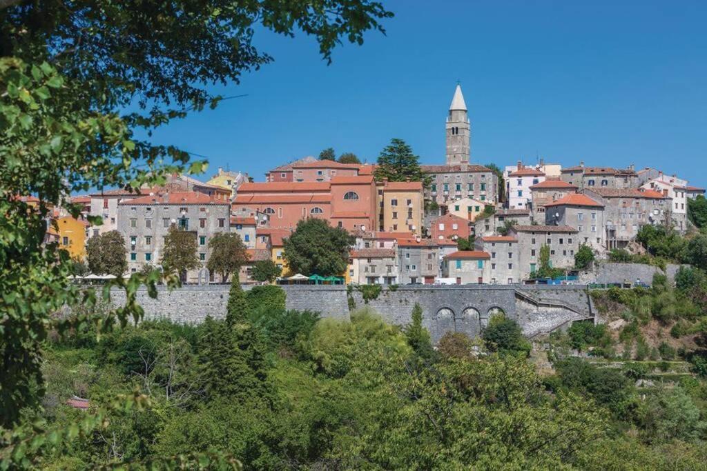 Adorable Holiday House Lilla-With Pool-Near Old Town Labin Labin  Luaran gambar