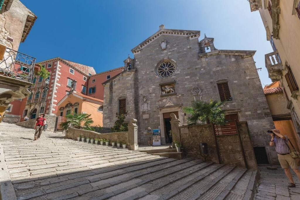 Adorable Holiday House Lilla-With Pool-Near Old Town Labin Labin  Luaran gambar