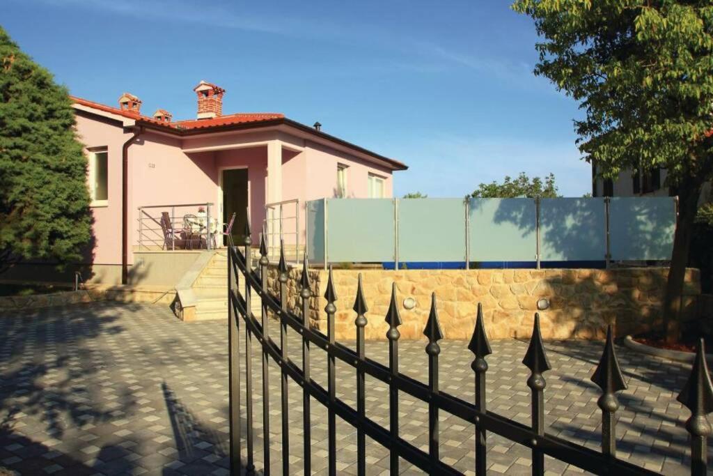 Adorable Holiday House Lilla-With Pool-Near Old Town Labin Labin  Luaran gambar